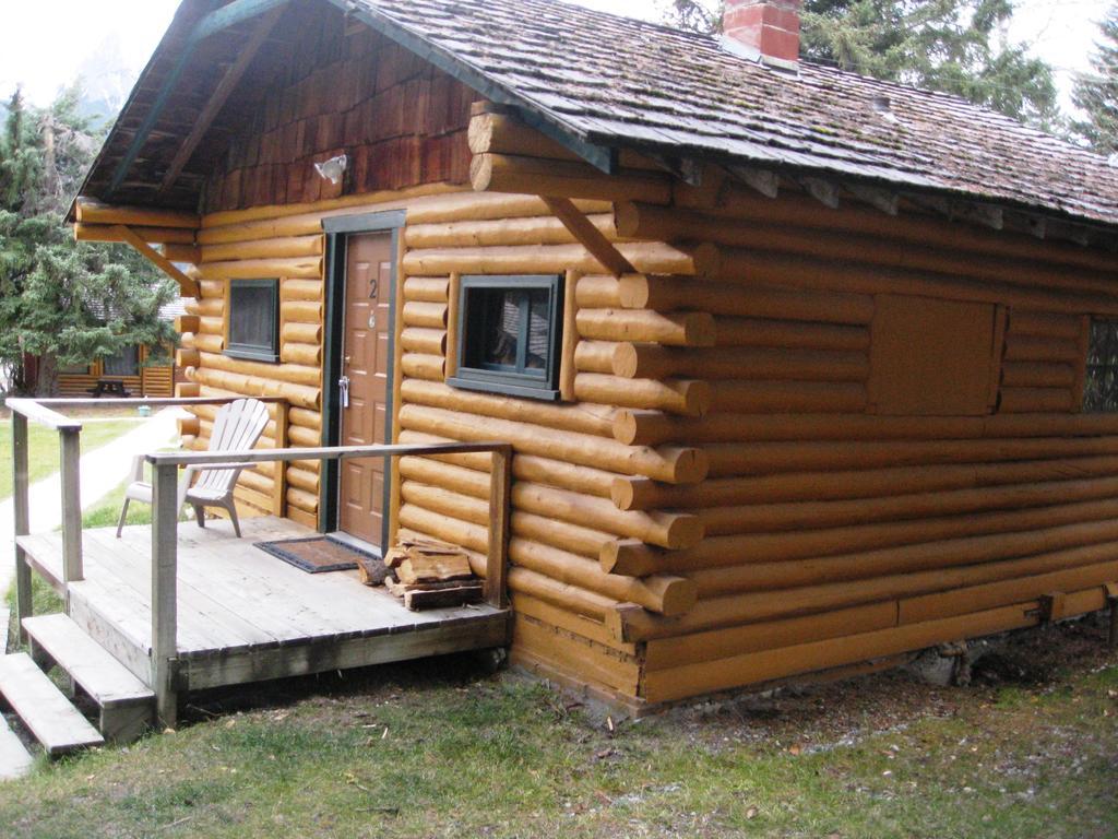 Отель Park Gate Chalets Канмор Номер фото