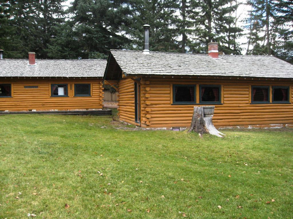 Отель Park Gate Chalets Канмор Номер фото